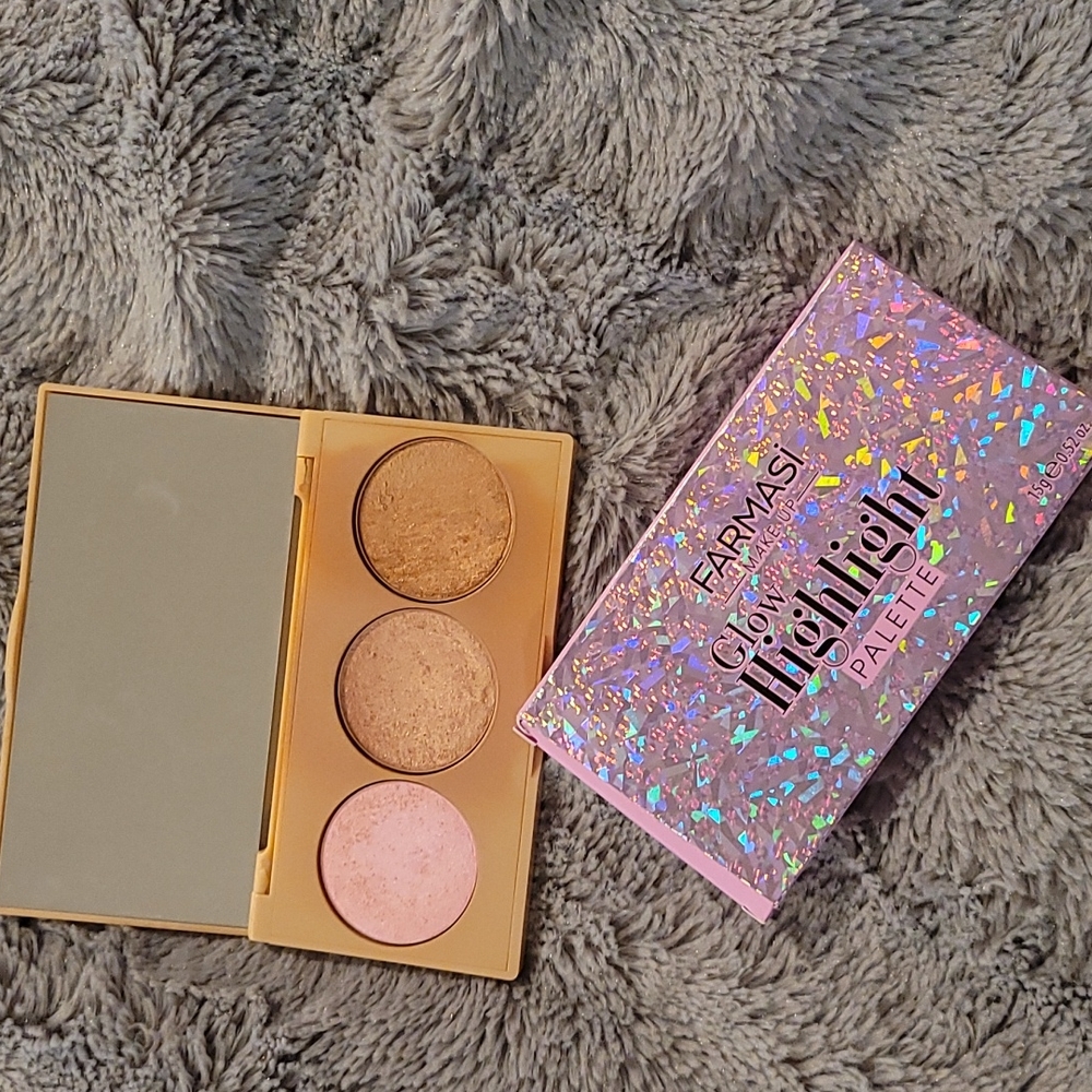 Farmasi Glow highlight pallette